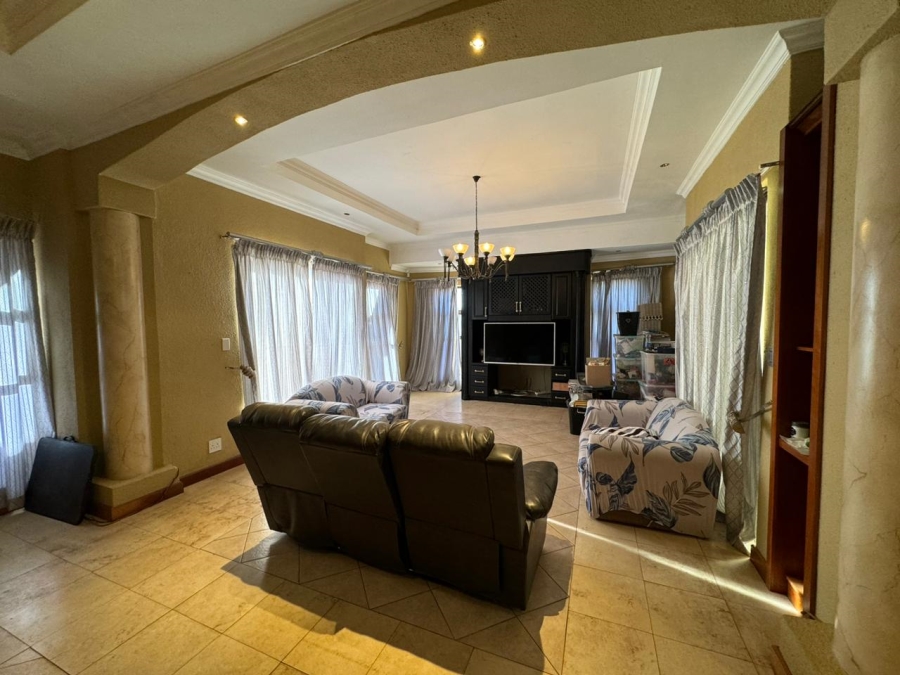 10 Bedroom Property for Sale in Vaal Dam Free State